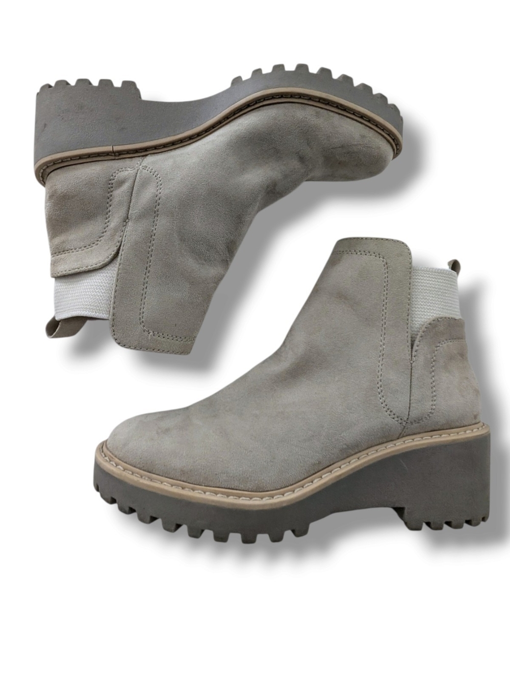 Dolce Vita "Rango" Chunky Chelsea Ankle Boots in Light Gray Suede, Size 7.5